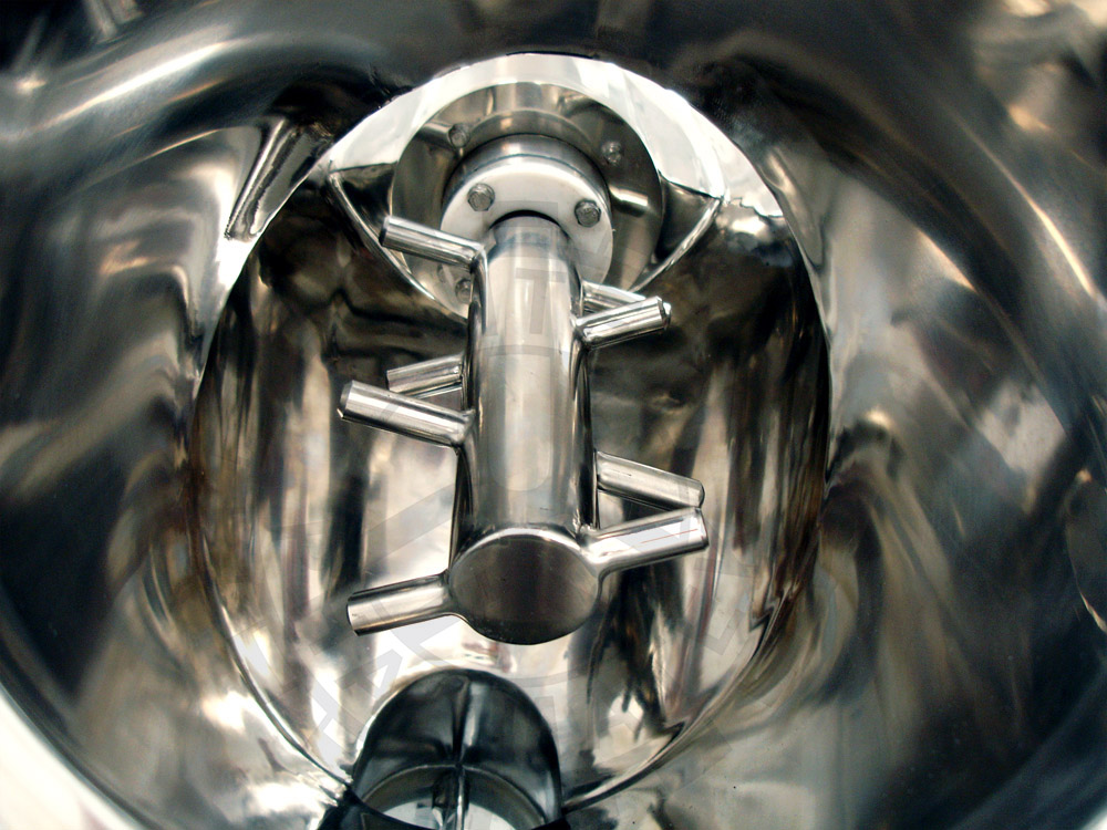 Removeable Intensifier Bar for Lab Blender