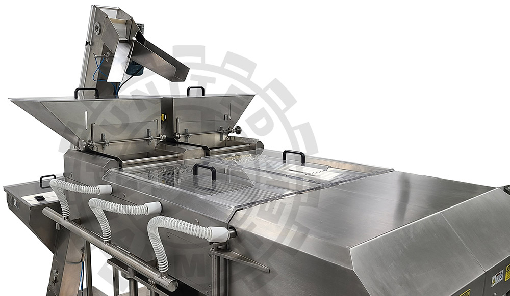 UAC Counter Vibrating/Diving Funnels